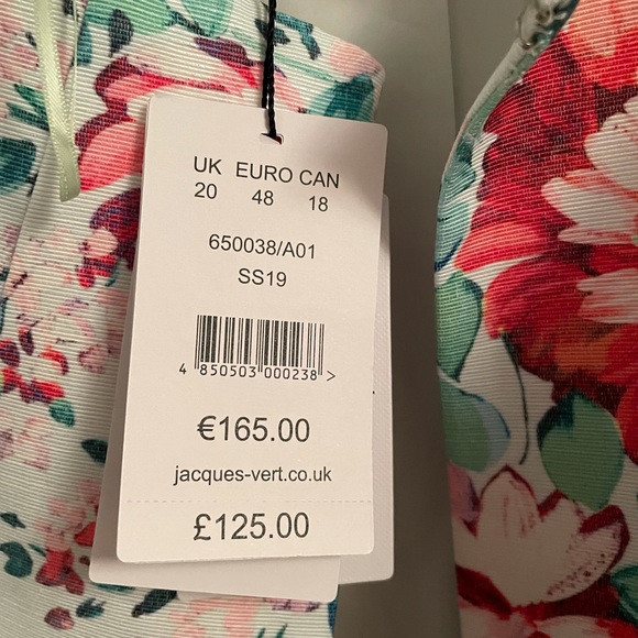 Flowered jacket - Picture 2 of 5